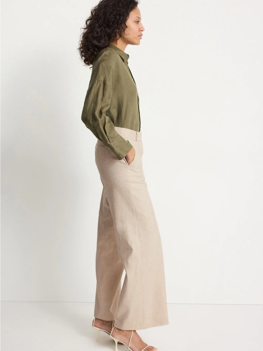 Wide-Leg High-Rise Trousers in Light Beige - Picture 2 of 9